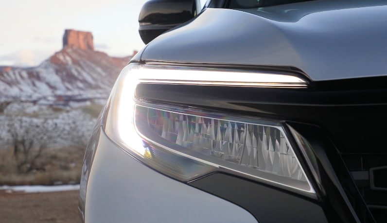 2019-Honda-Passport-Adventure-SUV