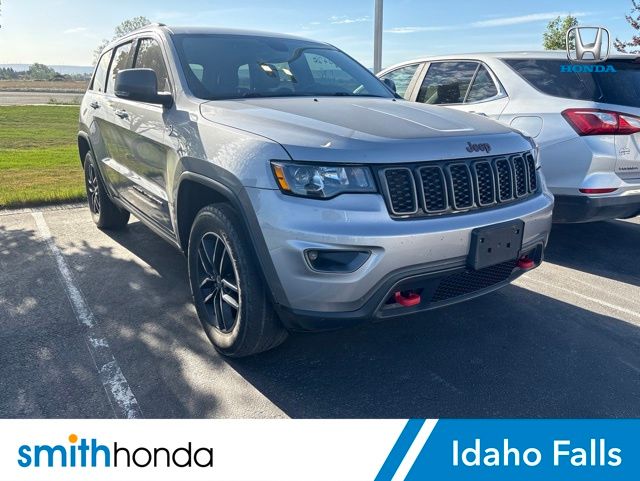 2017 Jeep Grand Cherokee Trailhawk 4WD's photo