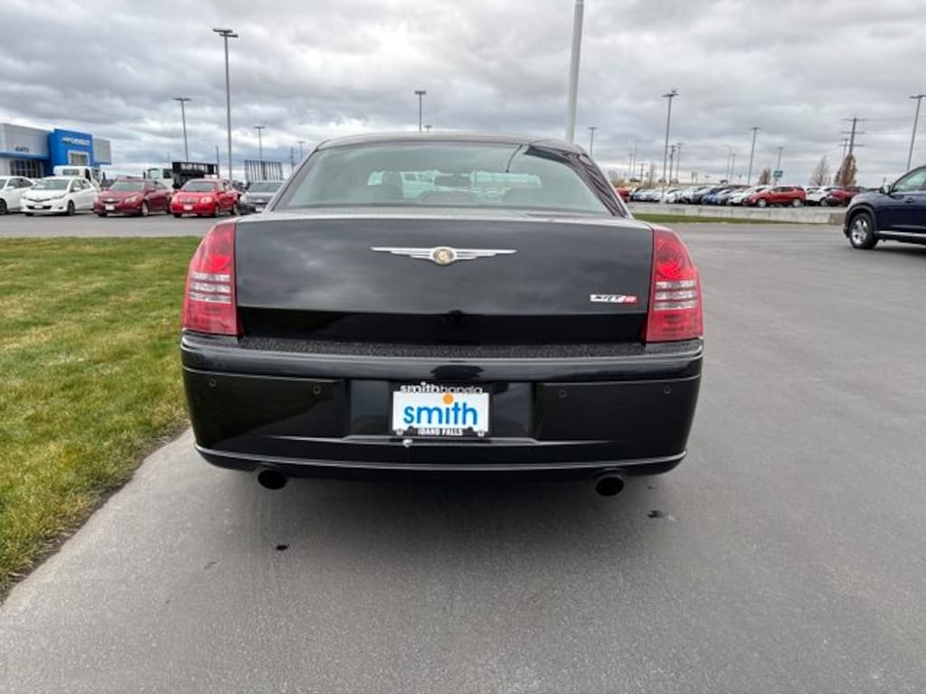 Used 2006 Chrysler 300C SRT8 Sedan