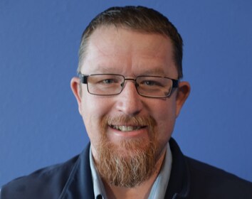 Staff member Brandon Linde from ID_f2b9fc469925