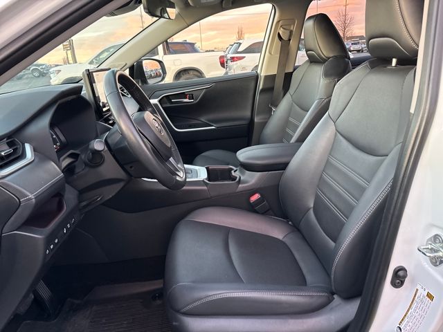 2024 Toyota RAV4 Limited - Photo 9