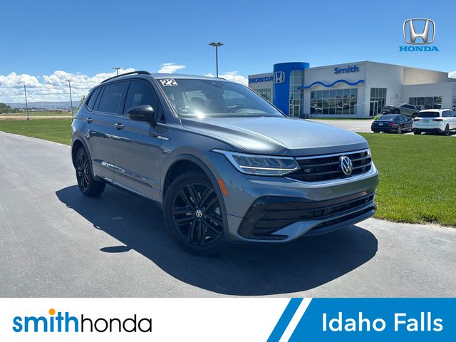 2022 Volkswagen Tiguan 2.0T SE R-Line Black's photo