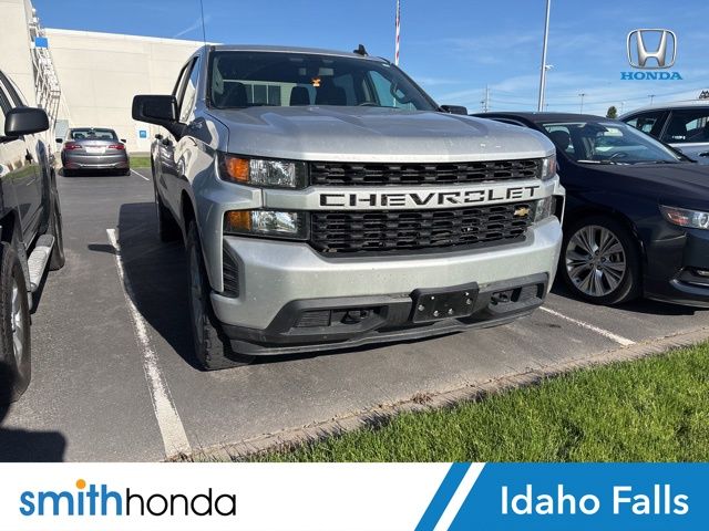 2019 Chevrolet Silverado 1500 Custom 4X4 Crew Cab Short Box's photo