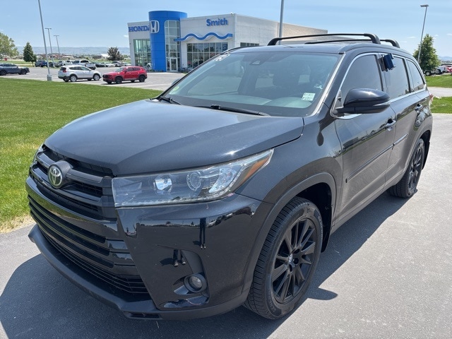 Used 2019 Toyota Highlander SE with VIN 5TDJZRFH4KS603822 for sale in Idaho Falls, ID