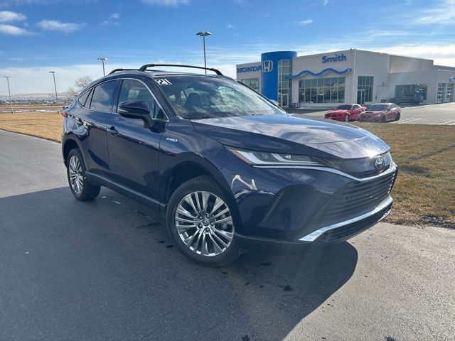 2021 Toyota Venza XLE's photo