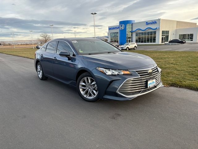 2021 Toyota Avalon XLE's photo