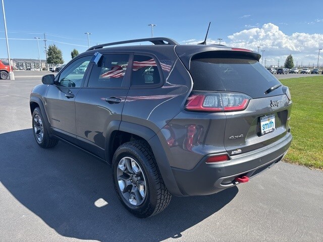 2019 Jeep Cherokee Trailhawk photo 3