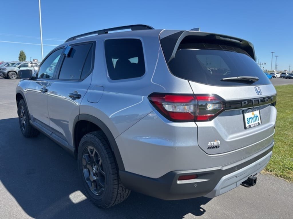 New 2025 Honda Pilot TrailSport SUV