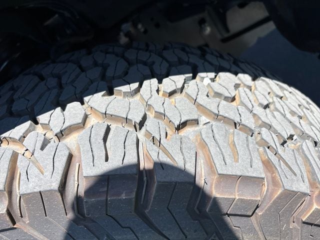 2025 Ford F-150 Raptor - Photo 28