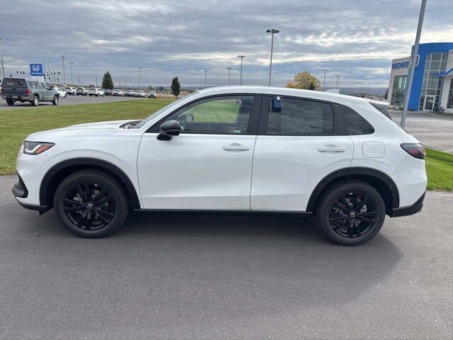 2026 Honda HR-V Sport photo 3