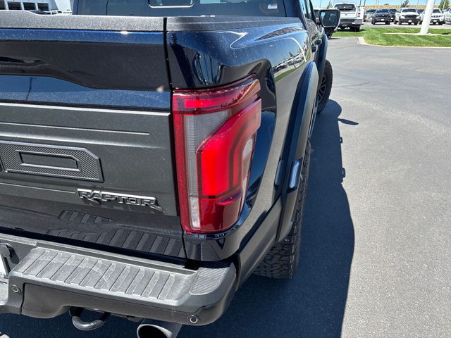 2025 Ford F-150 Raptor - Photo 30