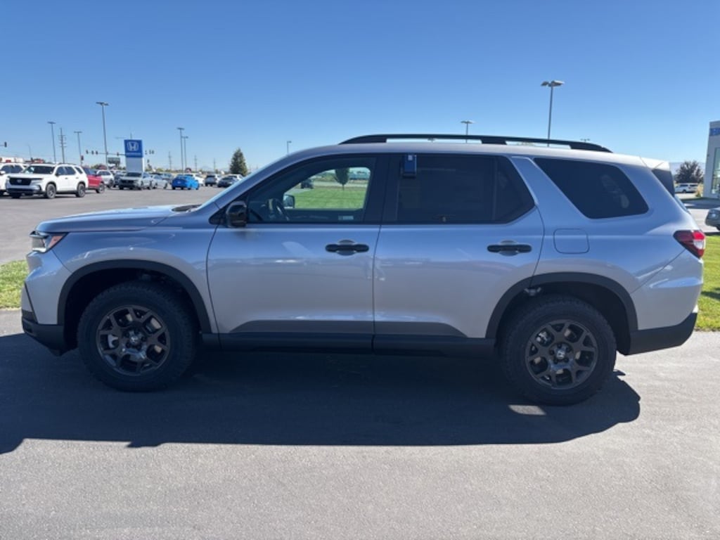 New 2025 Honda Pilot TrailSport SUV