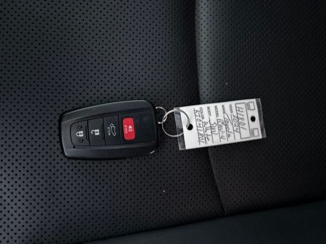 2024 Toyota RAV4 Limited - Photo 31