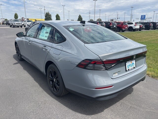 2025 Honda Accord SE photo 3