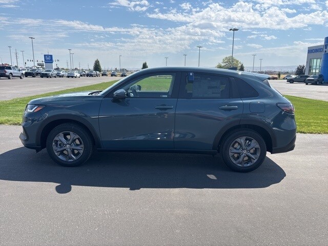 2026 Honda HR-V LX photo 3