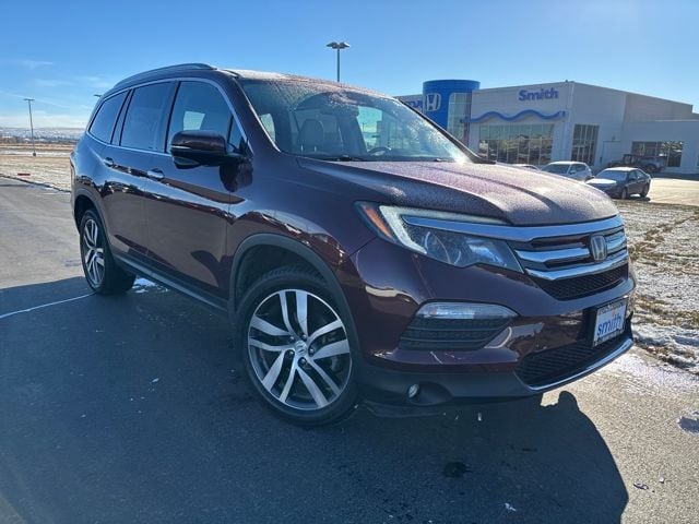 2016 Honda Pilot Touring's photo