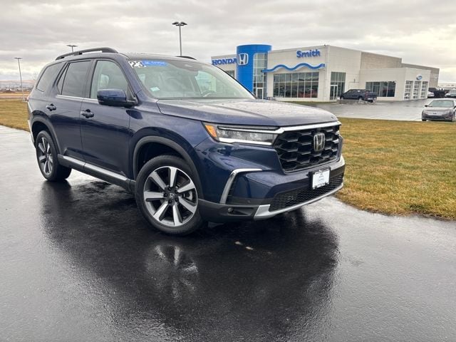 2023 Honda Pilot Elite's photo