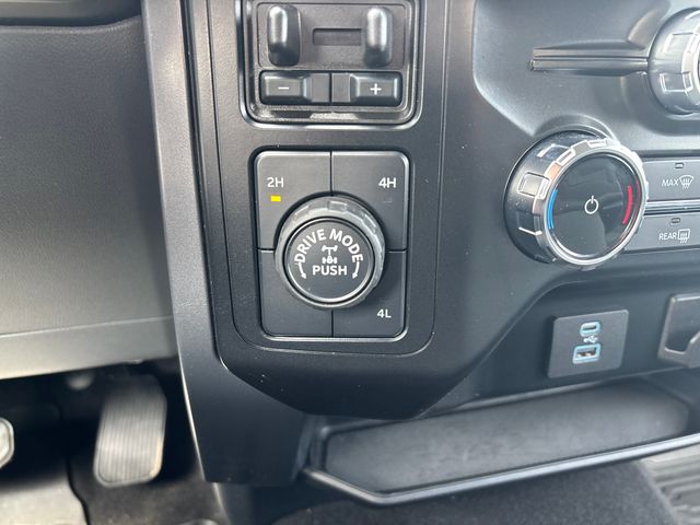 2024 Ford F-150 XLT - Photo 17