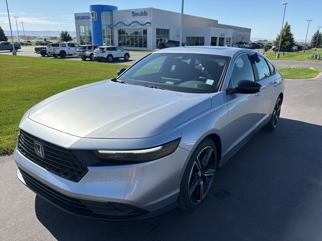 2025 Honda Accord Hybrid Sport photo 2