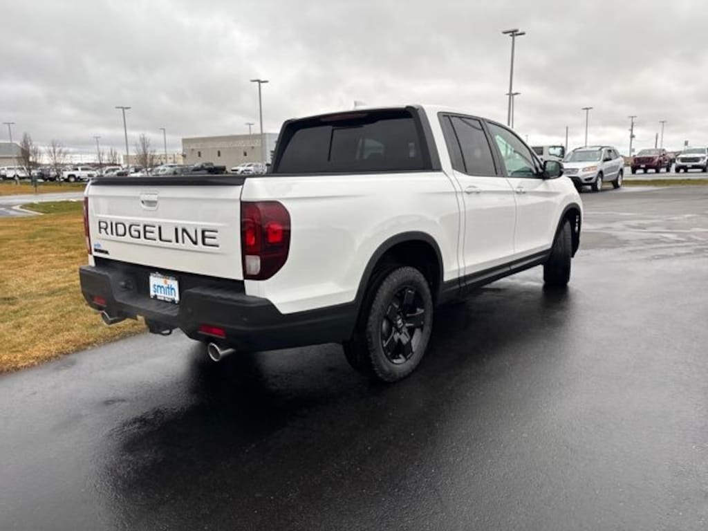 New 2026 Honda Ridgeline Black Edition Truck Crew Cab