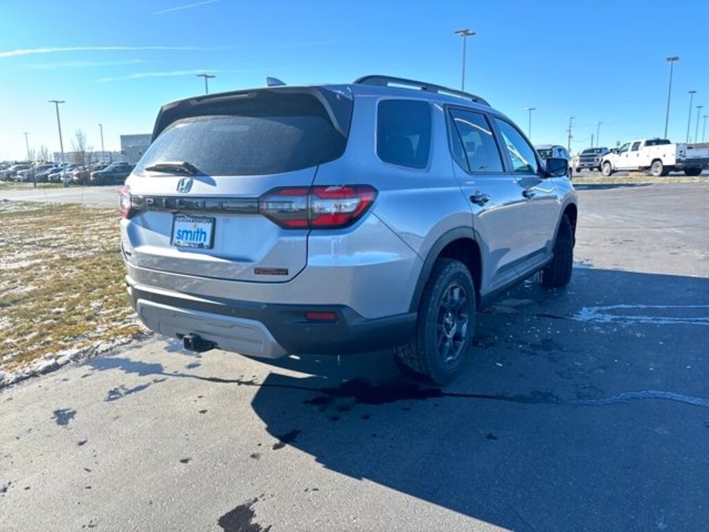 New 2025 Honda Pilot TrailSport SUV
