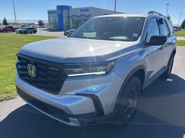 2025 Honda Pilot TrailSport's photo