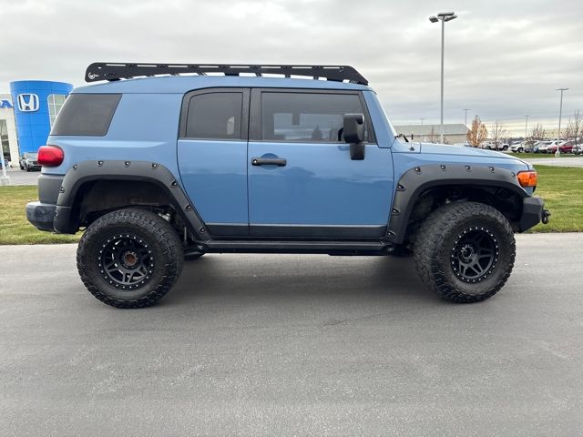 2007 Toyota FJ Cruiser Base photo 2