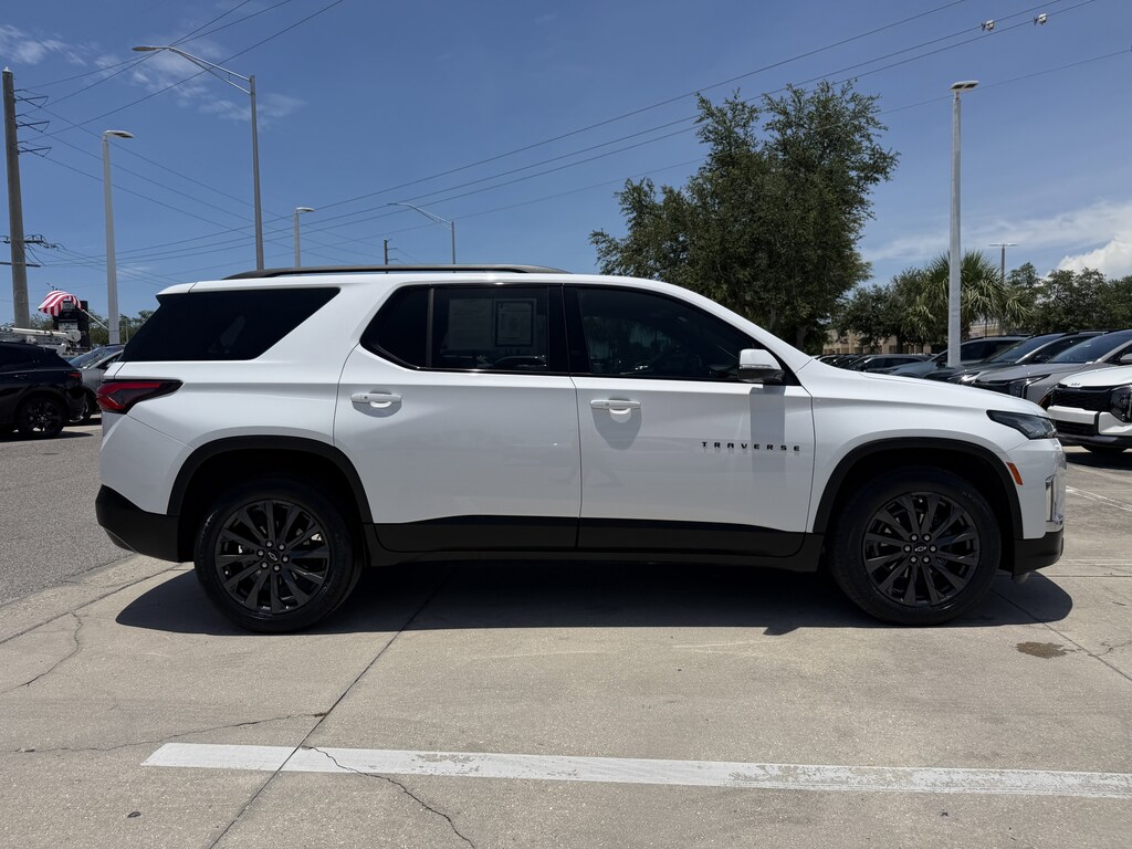 Used 2023 Chevrolet Traverse RS SUV
