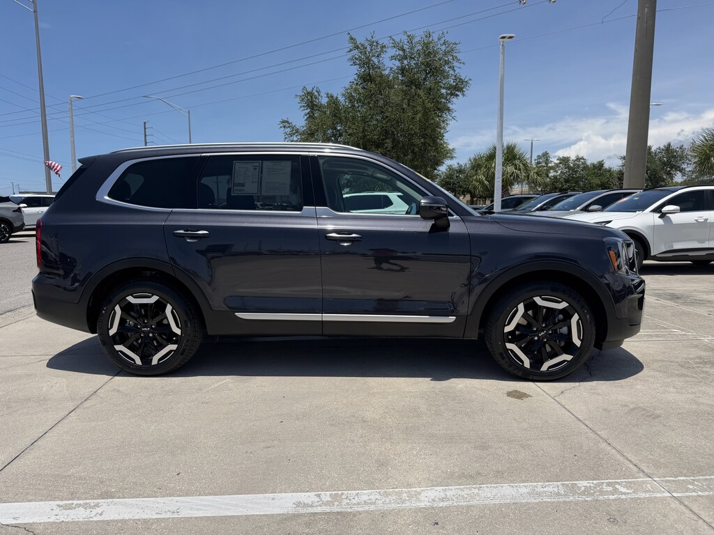 Certified 2025 Kia Telluride S SUV