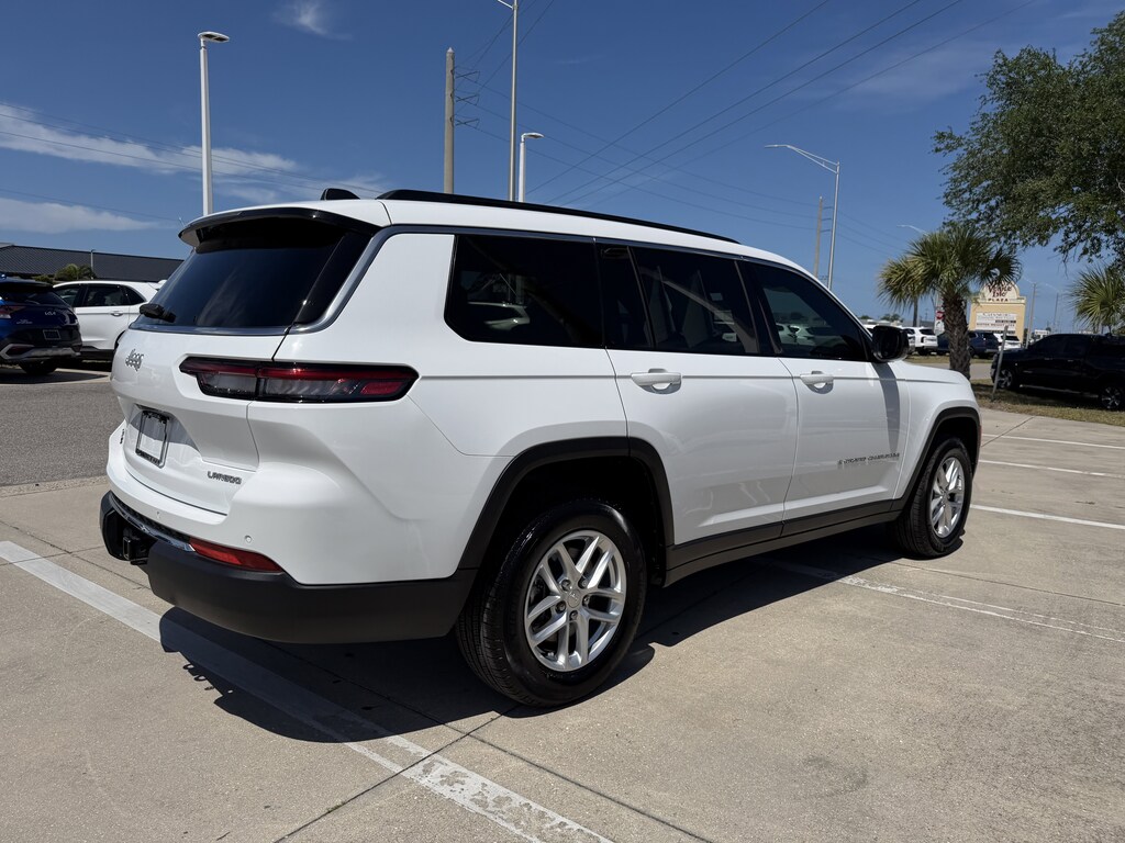 Used 2025 Jeep Grand Cherokee L Laredo SUV
