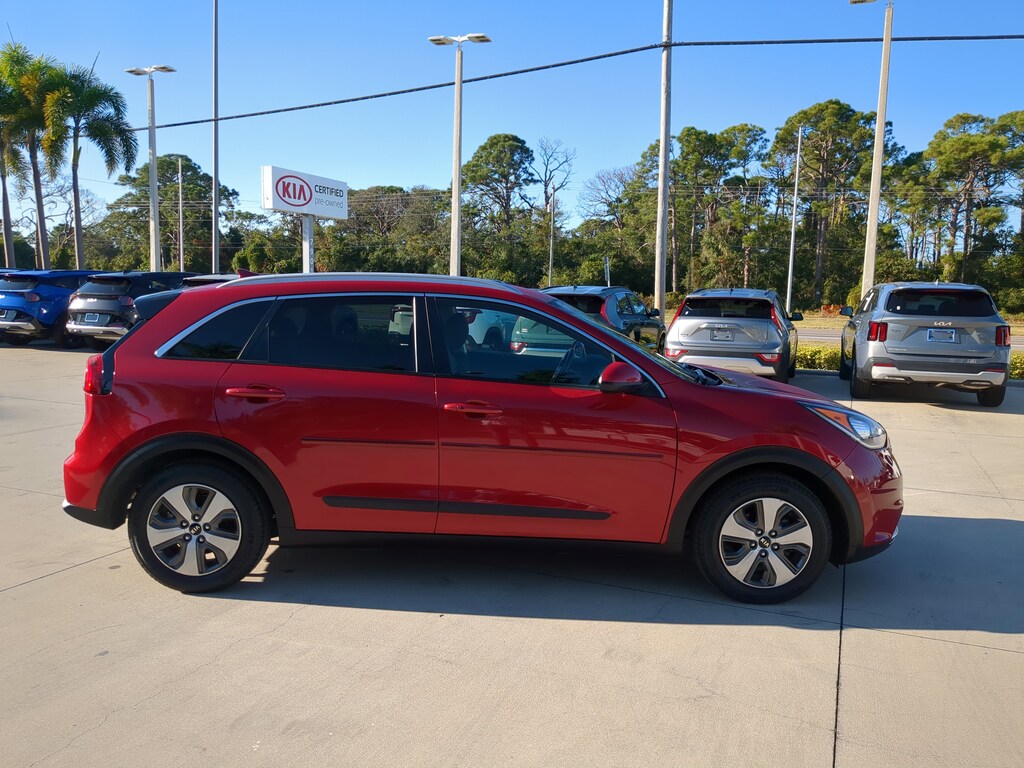 Certified 2019 Kia Niro LX SUV