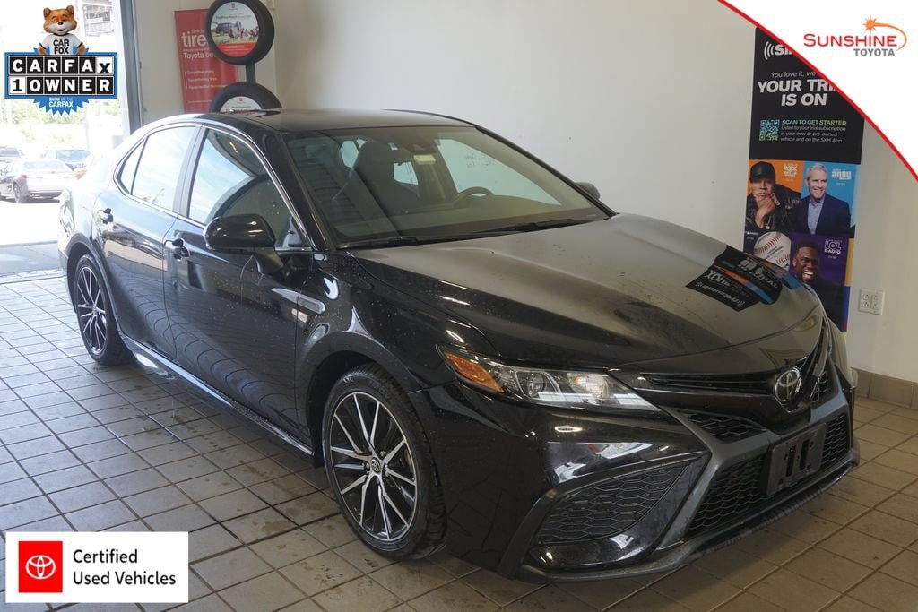 Used 2024 Toyota Camry SE Sedan