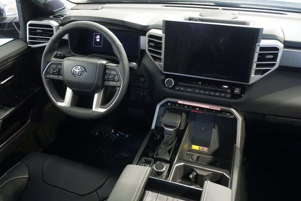 2026 Toyota Tundra Limited - Photo 29