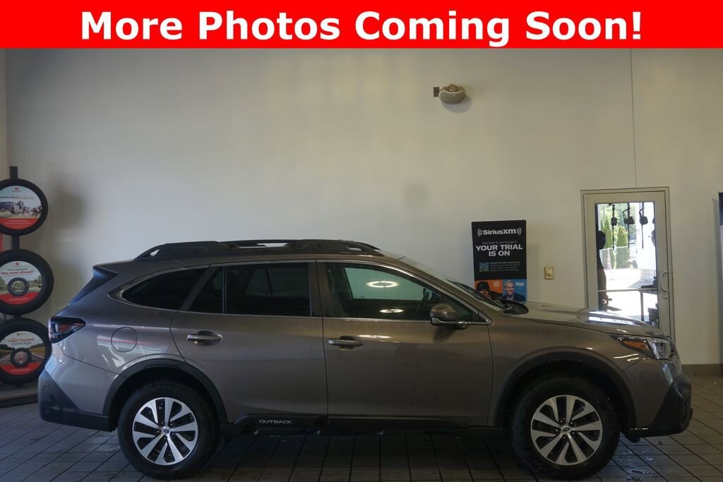 Used 2021 Subaru Outback Premium SUV