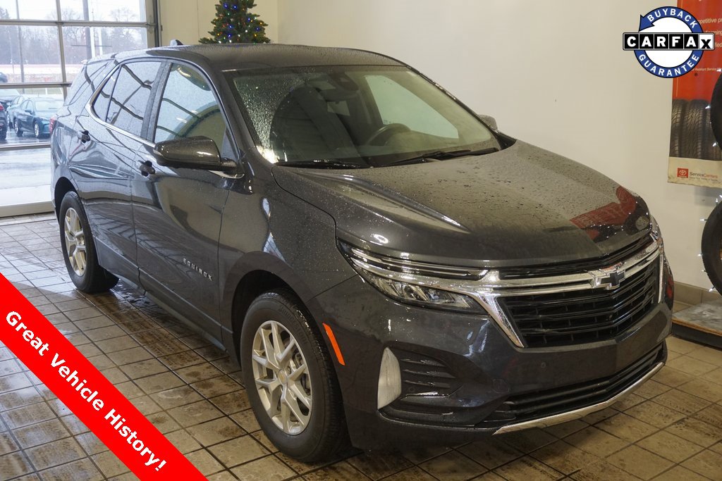 2022 Chevrolet Equinox LT's photo