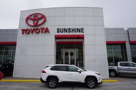 2025 Toyota RAV4 Hybrid XLE XLE AWD SUV