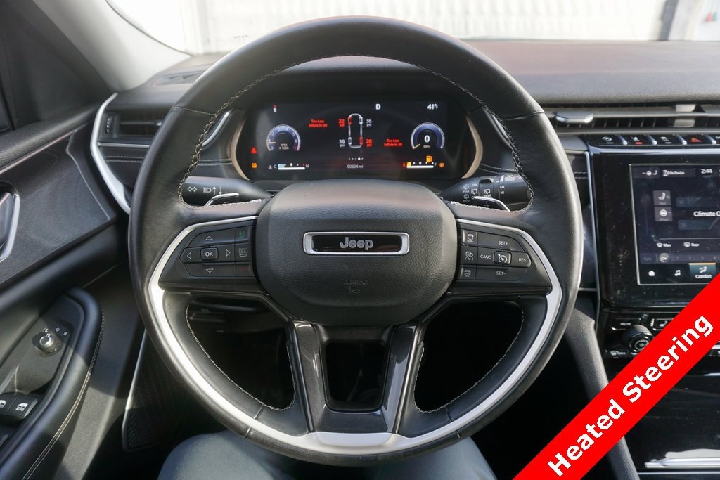 Used 2022 Jeep Grand Cherokee Laredo SUV