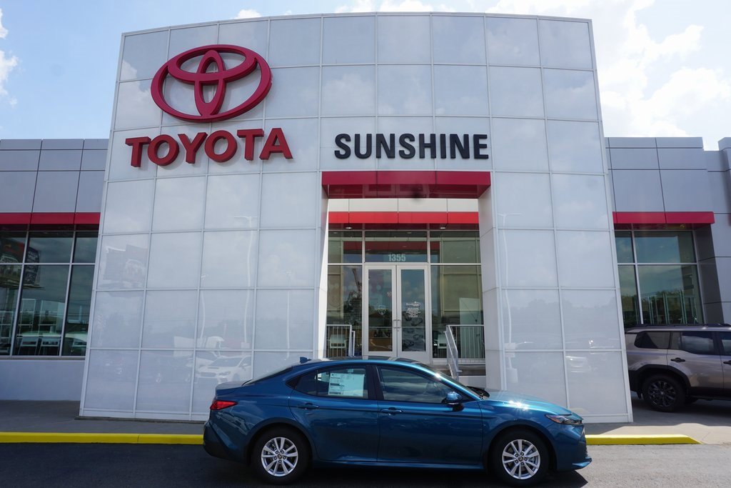 2025 Toyota Camry LE 