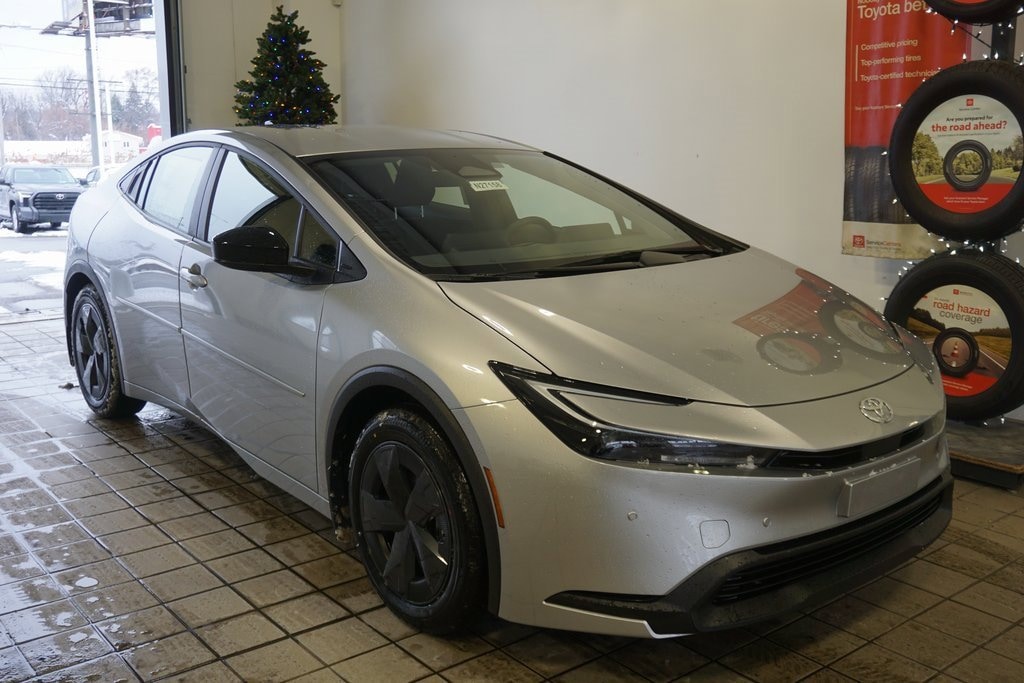 New 2026 Toyota Prius LE LE