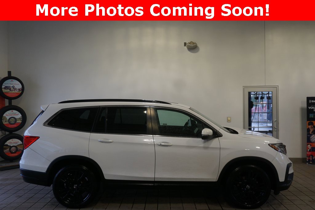 2022 Honda Pilot Special Edition photo 2