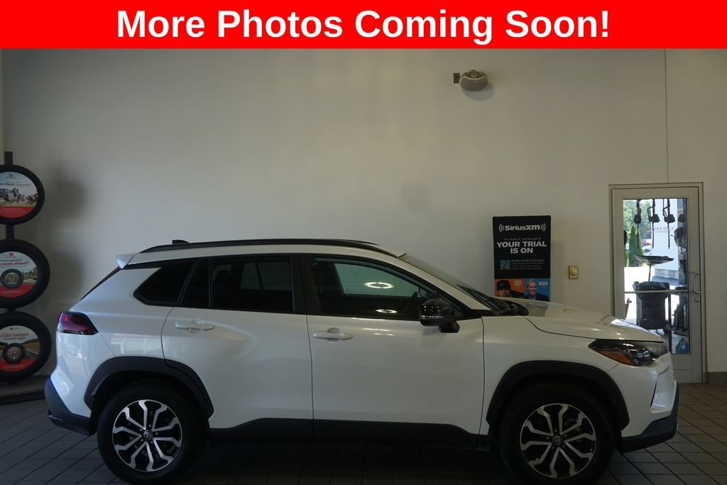 Used 2026 Toyota Corolla Cross Hybrid SE SUV