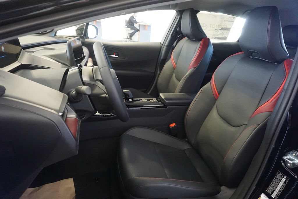 2026 Toyota Prius Plug-in Hybrid XSE Premium - Photo 22