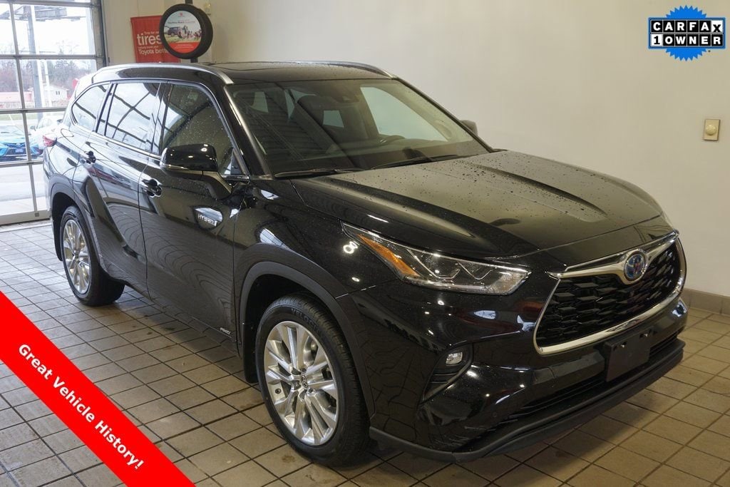 2021 Toyota Highlander Hybrid SUV 