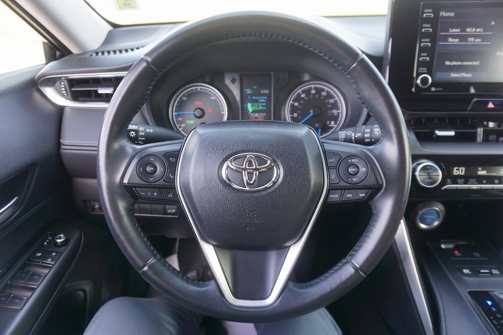 Used 2022 Toyota Venza LE SUV