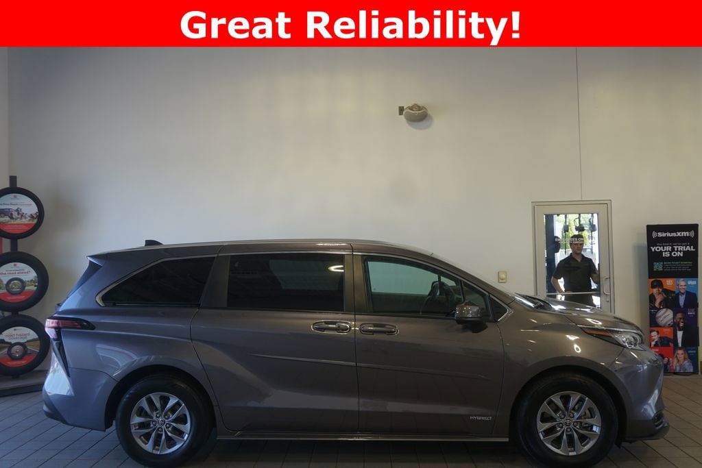 Certified 2021 Toyota Sienna LE 8 Passenger Van