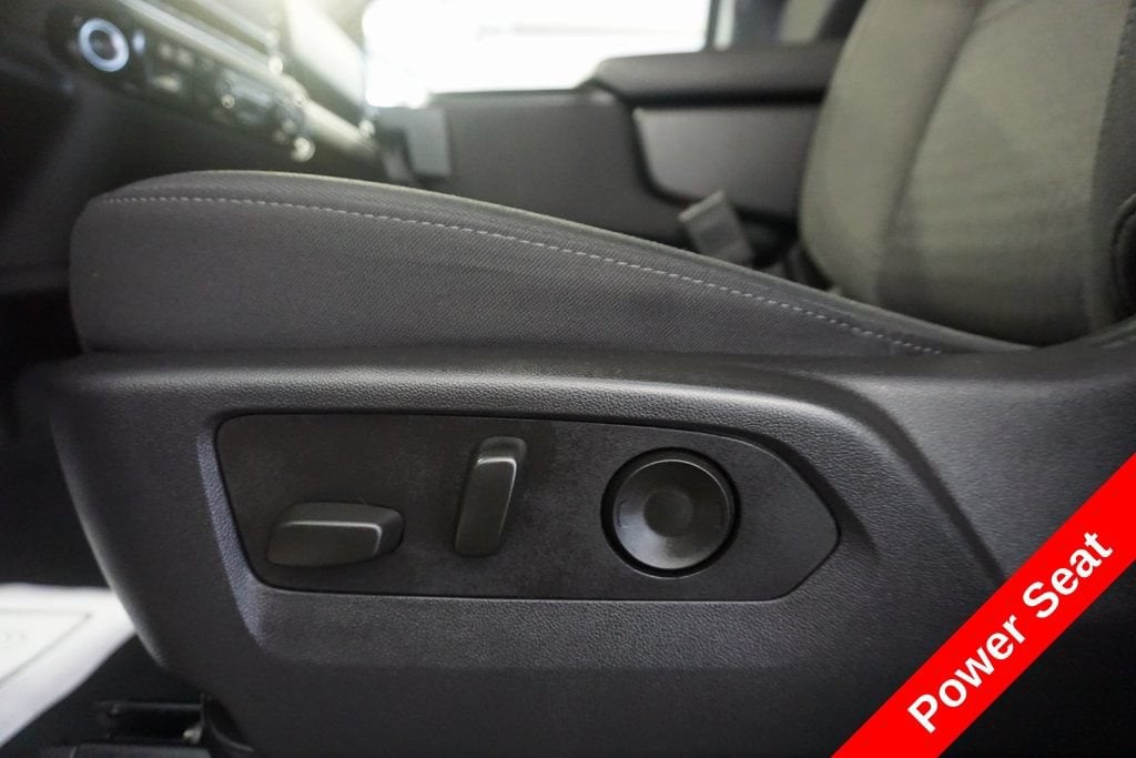 2025 Chevrolet Silverado 1500 LT - Photo 7