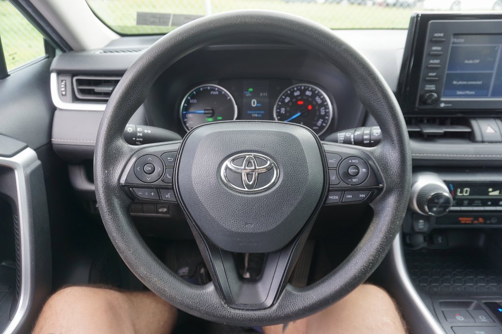 2022 Toyota RAV4 Hybrid XLE photo 3