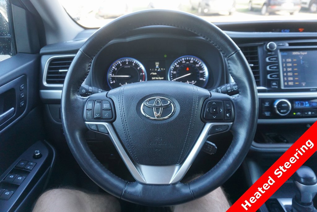 2015 Toyota Highlander Limited Platinum photo 3