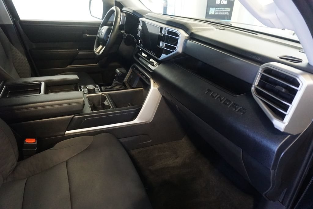 2024 Toyota Tundra SR5 - Photo 23