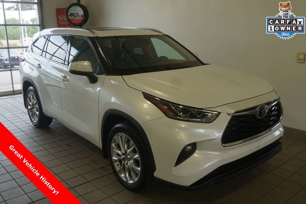 2023 Toyota Highlander SUV 
